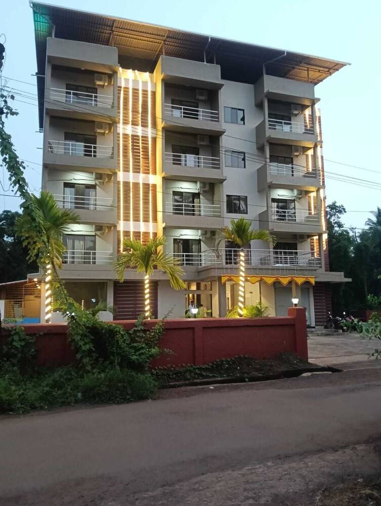 Hotel Shrileela