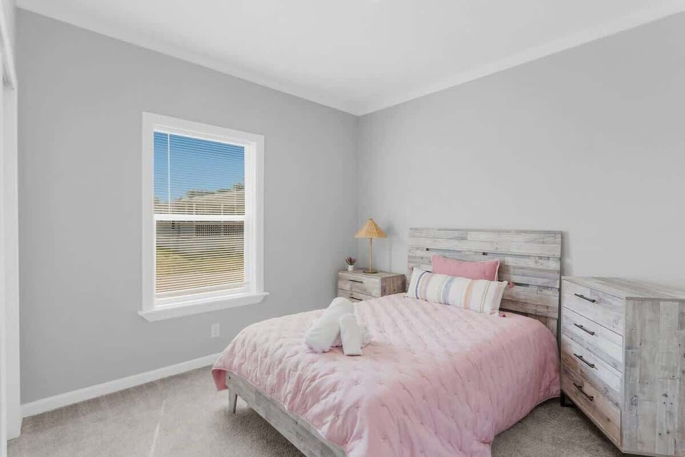 Comfy 2 Bedroom Home, Dade City!