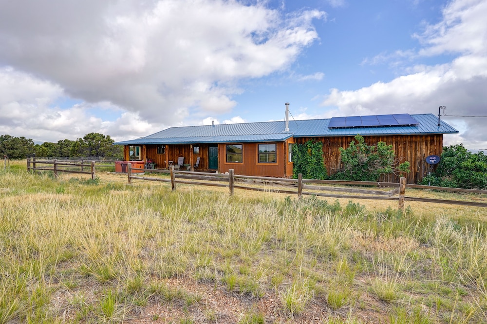 Walsenburg Vacation Rental w/ Deck & Views! view 2