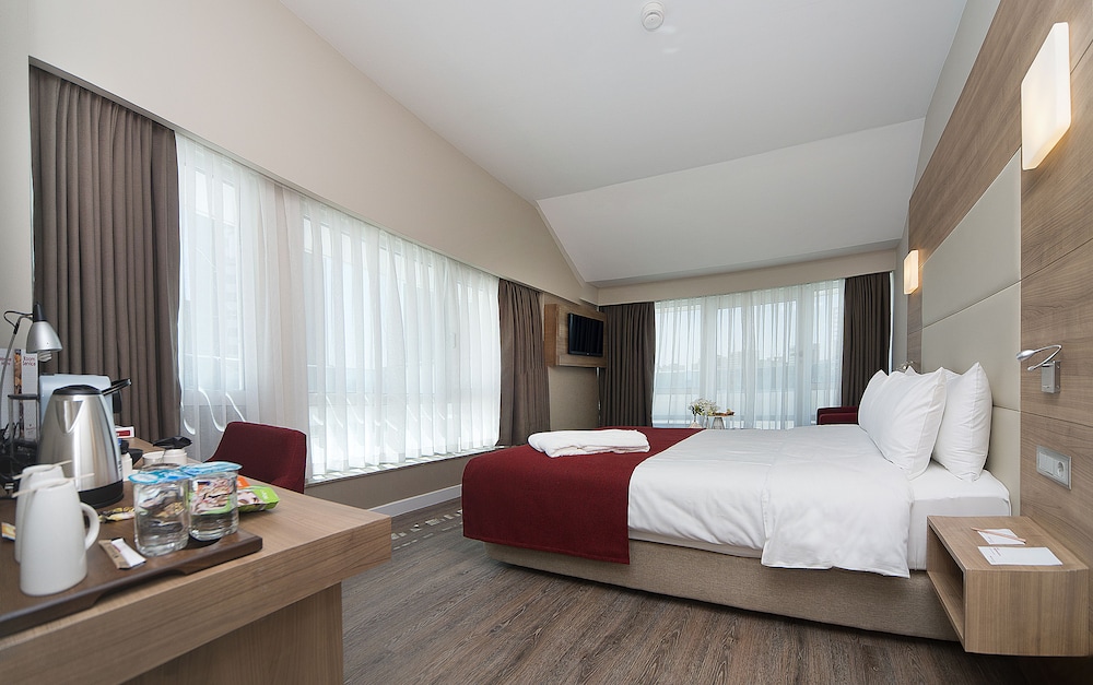 Ramada Encore by Wyndham İstanbul Kartal - Image 34