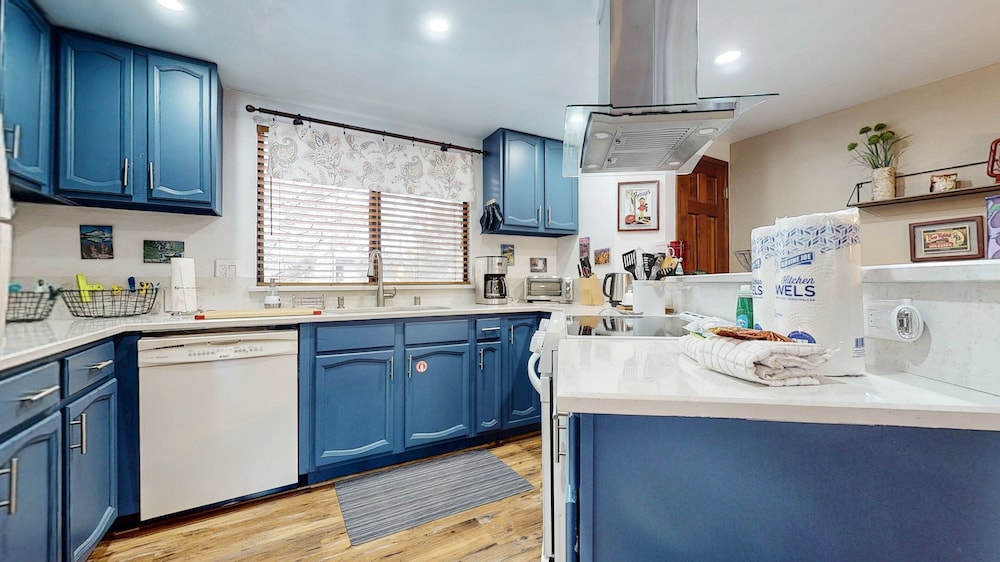 Mammoth Sierra Townhomes #25 3 Bedroom Condo