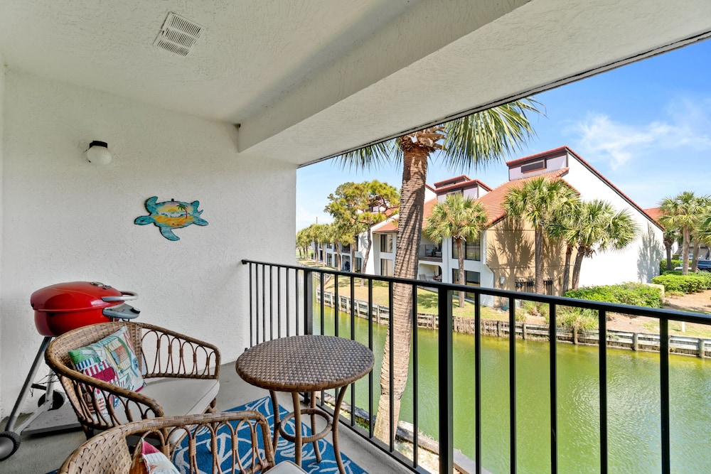 Edgewater Beach & Golf Resort by Panhandle Getaways