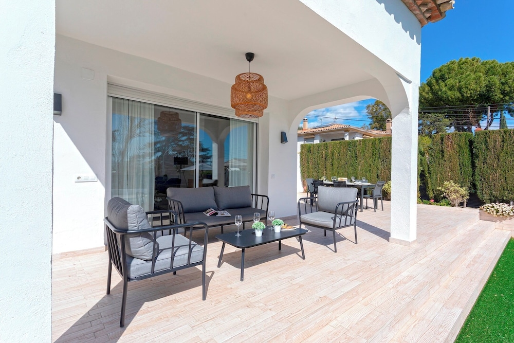 Genteel Home El Brillante