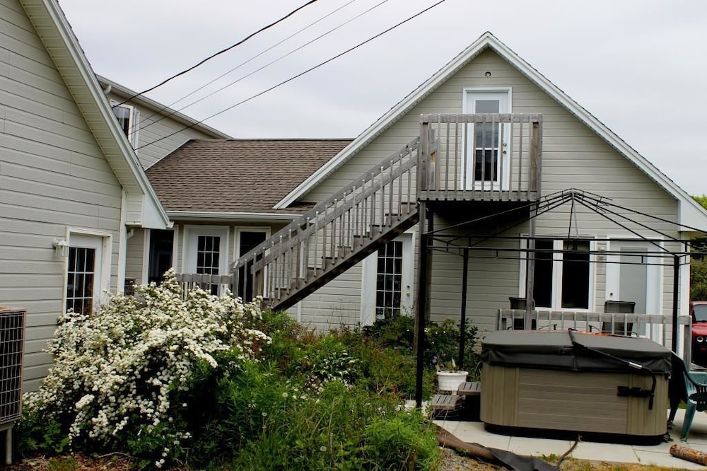 Mackenzie House B&B by Elevate Rooms