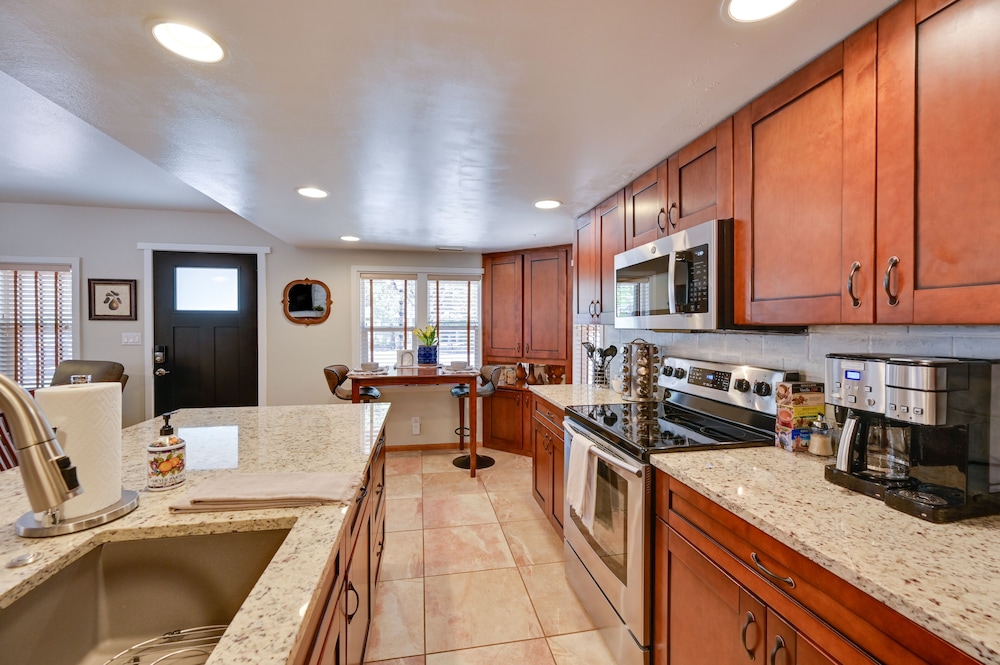 Payson Vacations - Peaceful Payson Home w/ Yard  Fire Pit! - Property Image 4