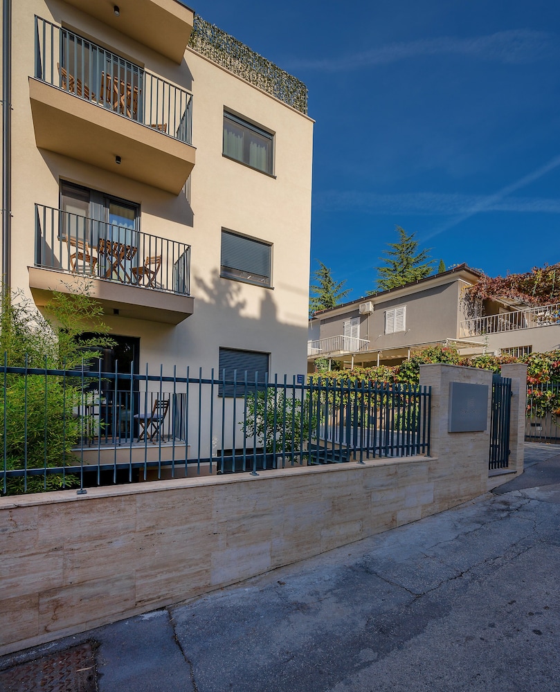 Hotel Seven Seas Residence