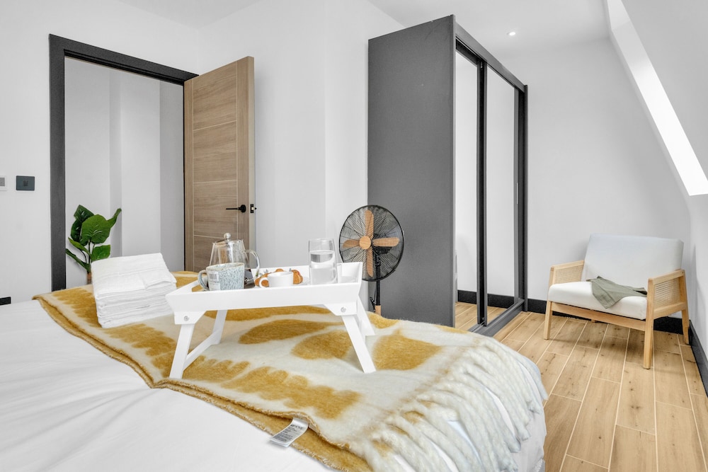 homely - North London Penthouse Finchley
