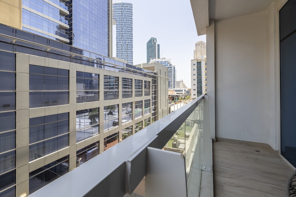 Studio One Dubai Marina