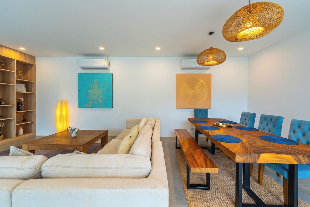 One of Phukets Best Villas V212