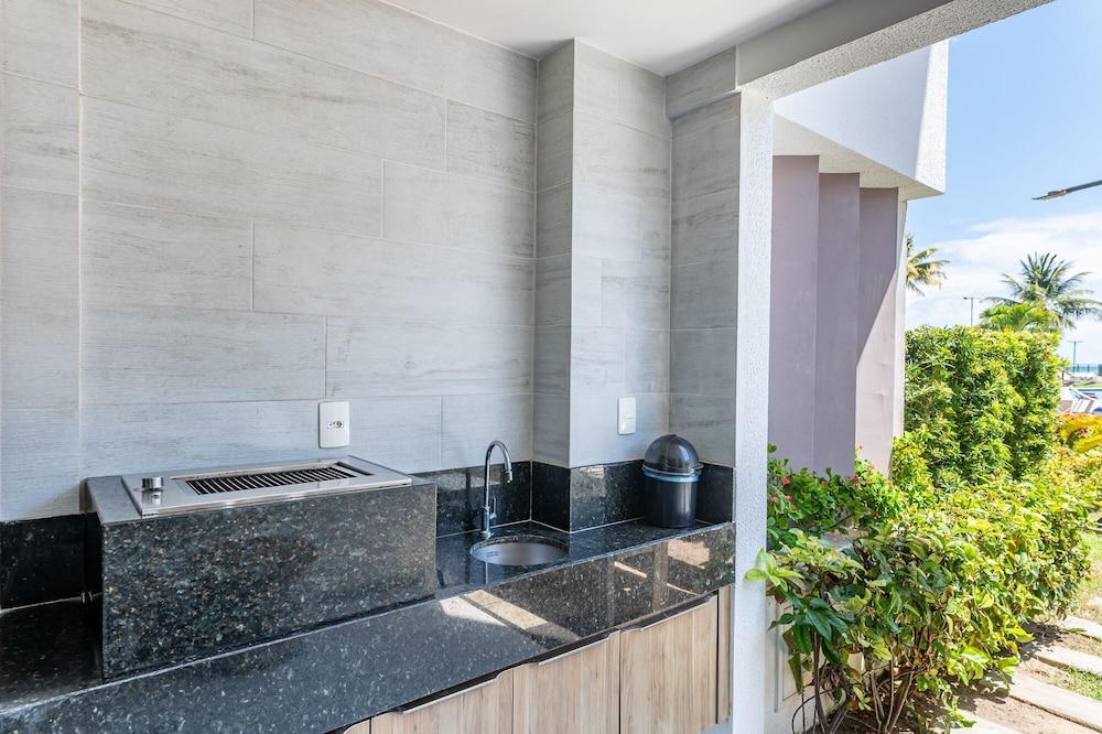 Flat beira mar-Com Churrasq-SH133