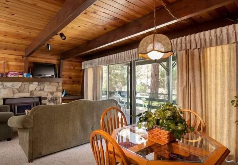 Big Bear's Lair Home