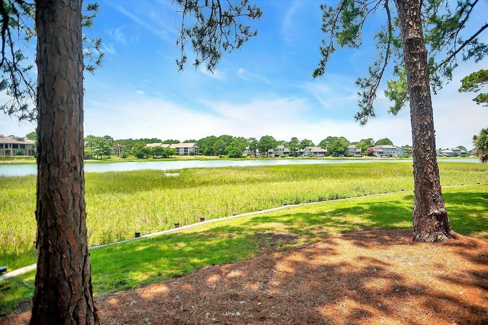 6 Willet Road at The Sea Pines Resort
