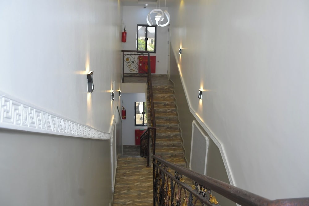 Sakura Apartments