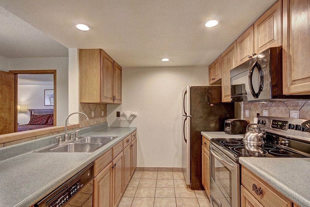 SkyRun Vacation Homes - Copper Mountain Resort