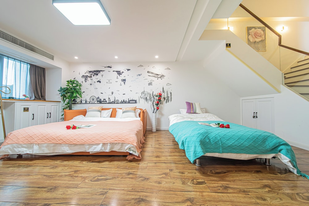 Shanghai Hills & Freshly Home Loft Retreat near NECC