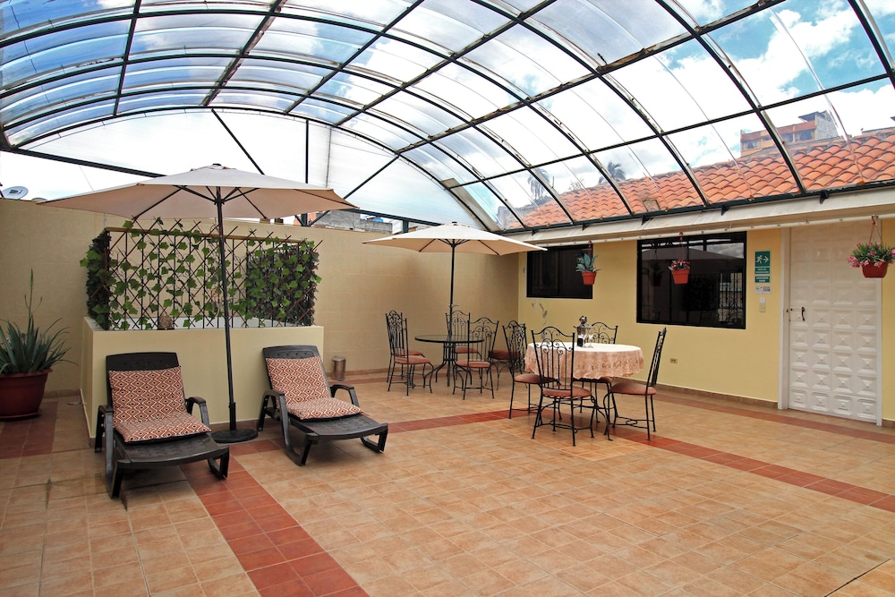 La Rosario Hotel