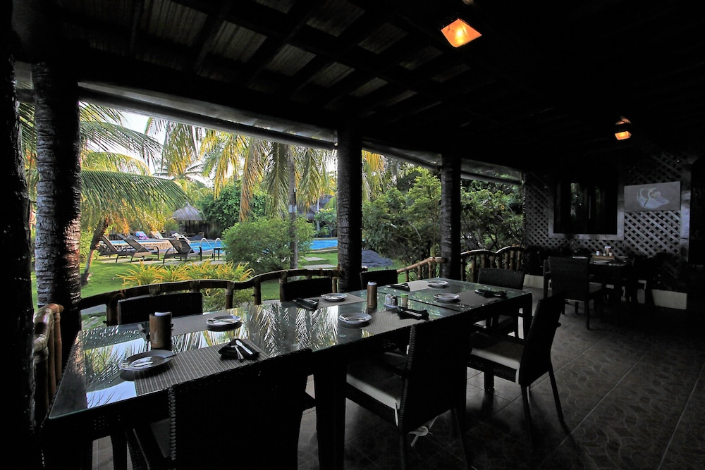 Thalatta Resort