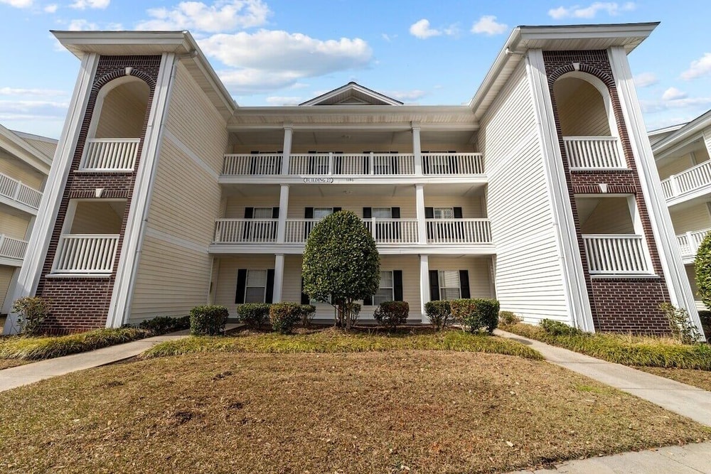 Fairways 27e 3 Bedroom Condo