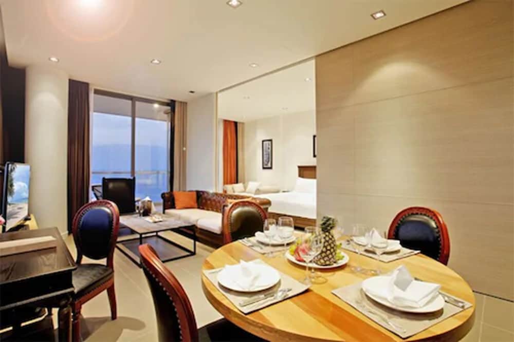 Pattaya Modus Beachfront Resort