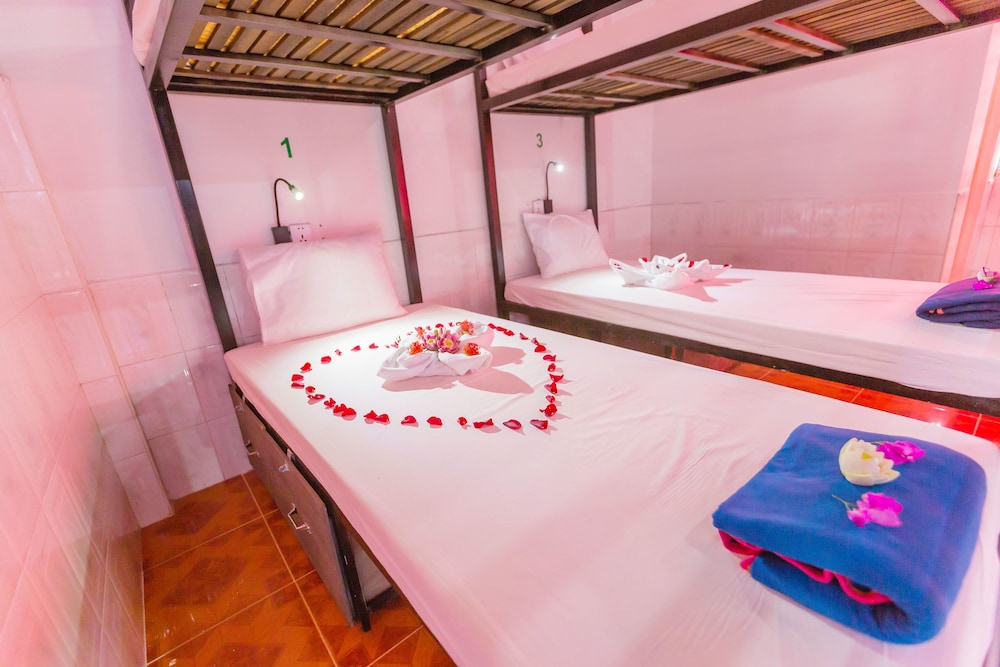 Kafu Hostel & Pool