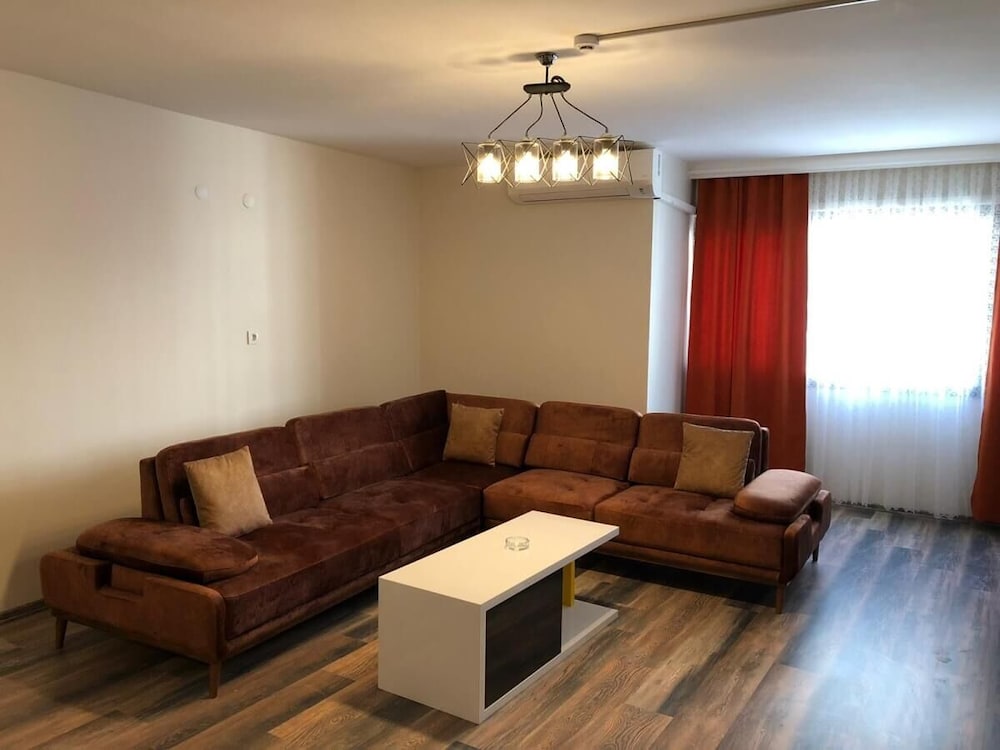 Elite Residence Alsancak - Image 21