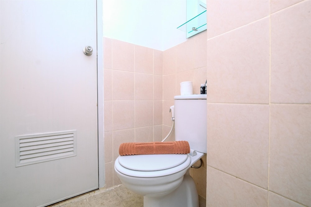 Warm and Simply Look 2BR at Podomoro Golf View Apartment