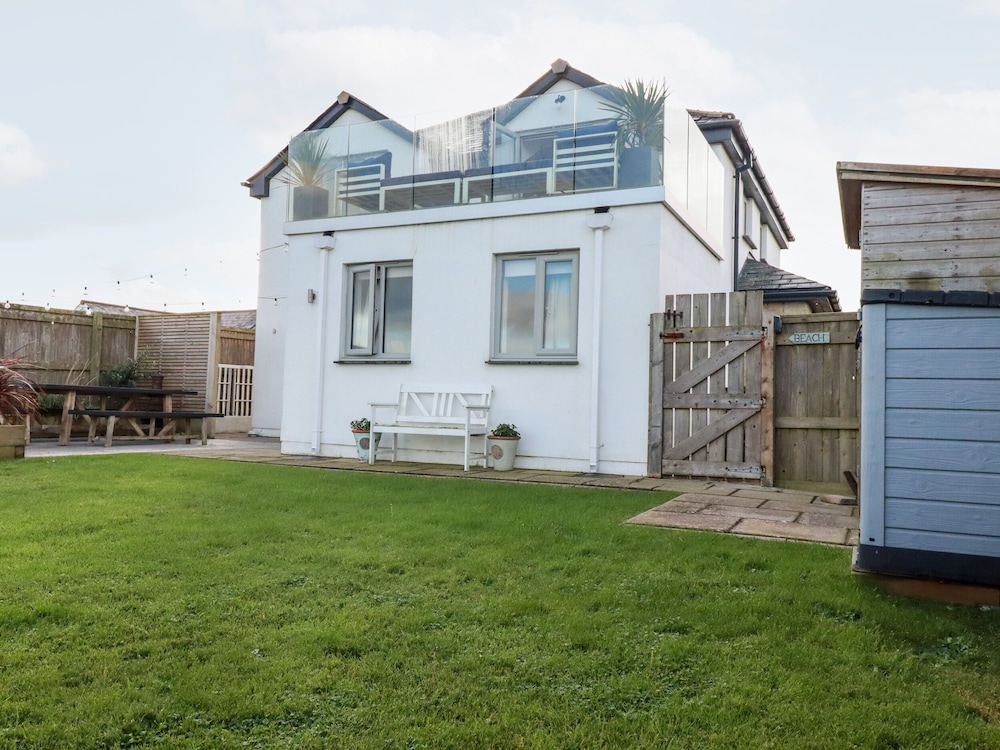 Sea View House