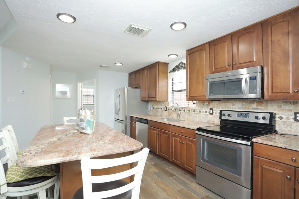 Private Backyard Oasis: Spacious Home in Humble!