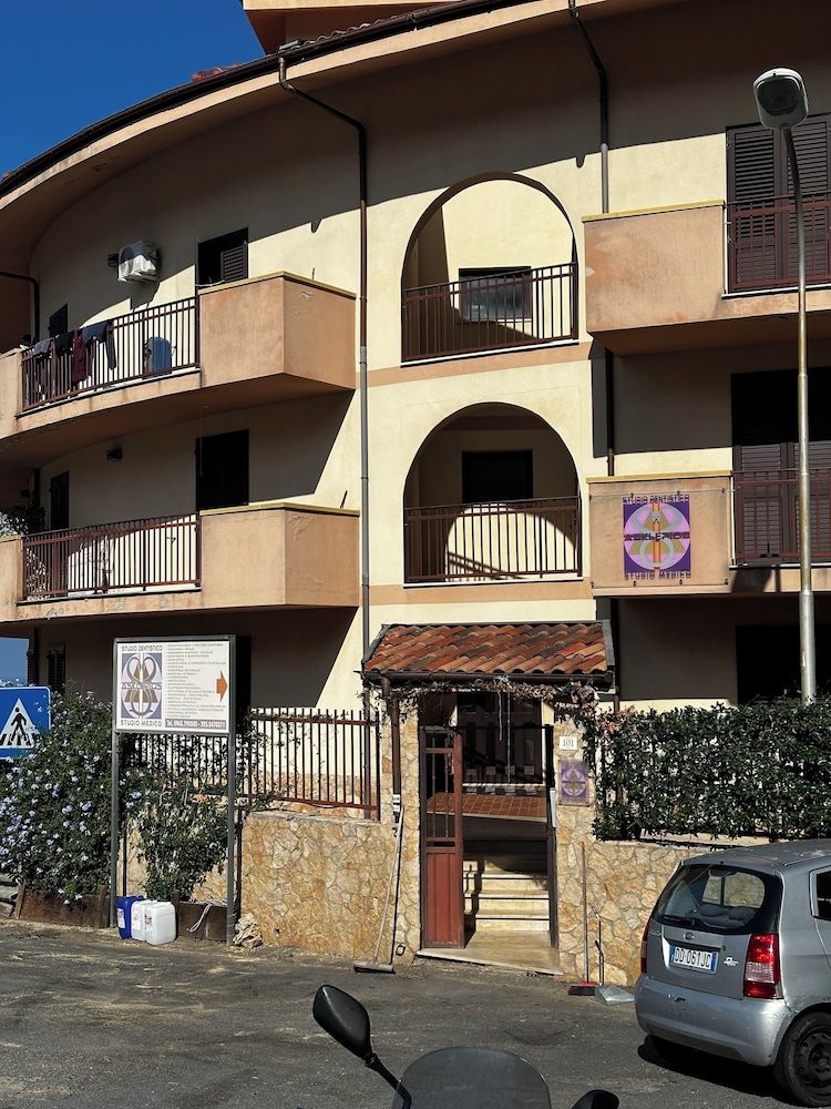 Appartamenti Scilla paese albergo