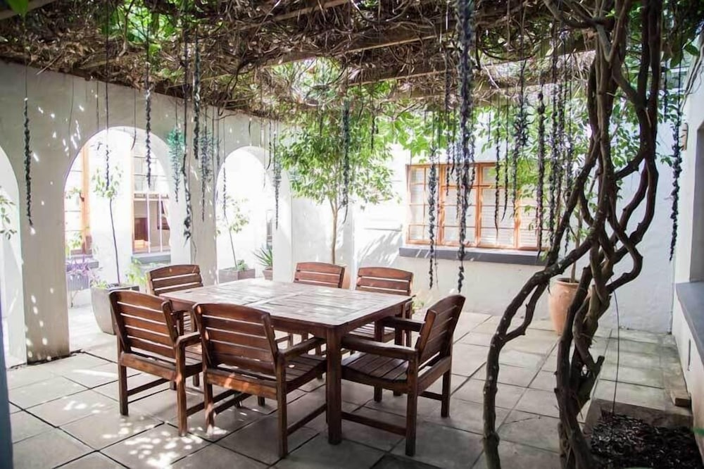 Chamberlain Guest House