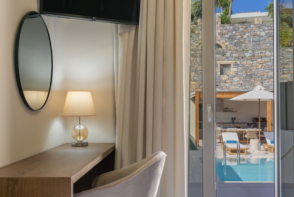 Elysian Villas - With 2 Private Pools