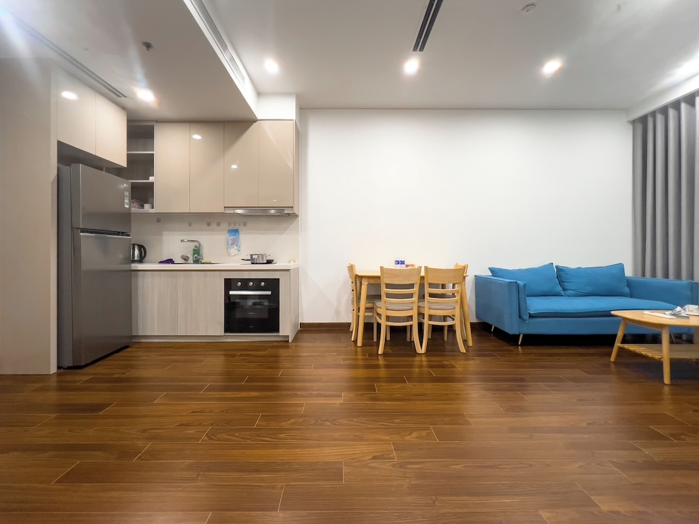 Luxhousing Masteri West Heights