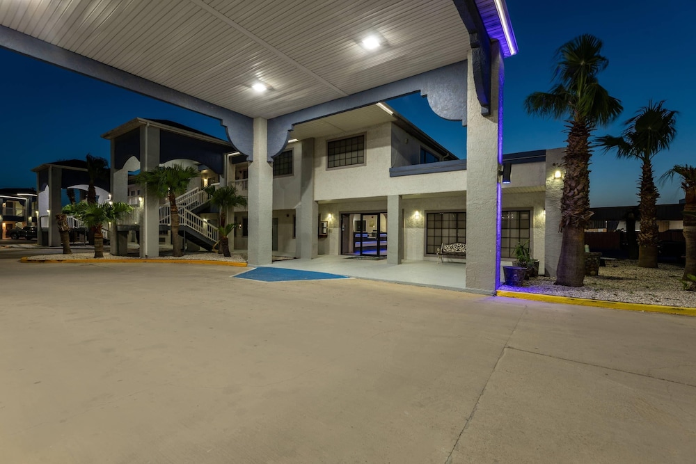 Quality Inn & Suites Rio Grande City