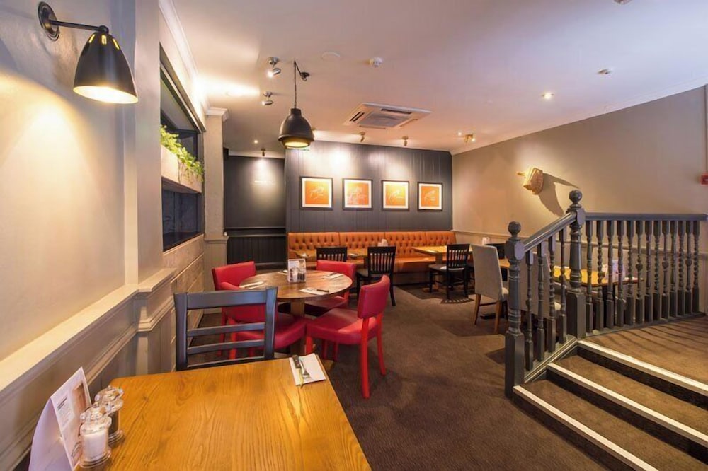 Premier Inn Cardiff West — photo 18