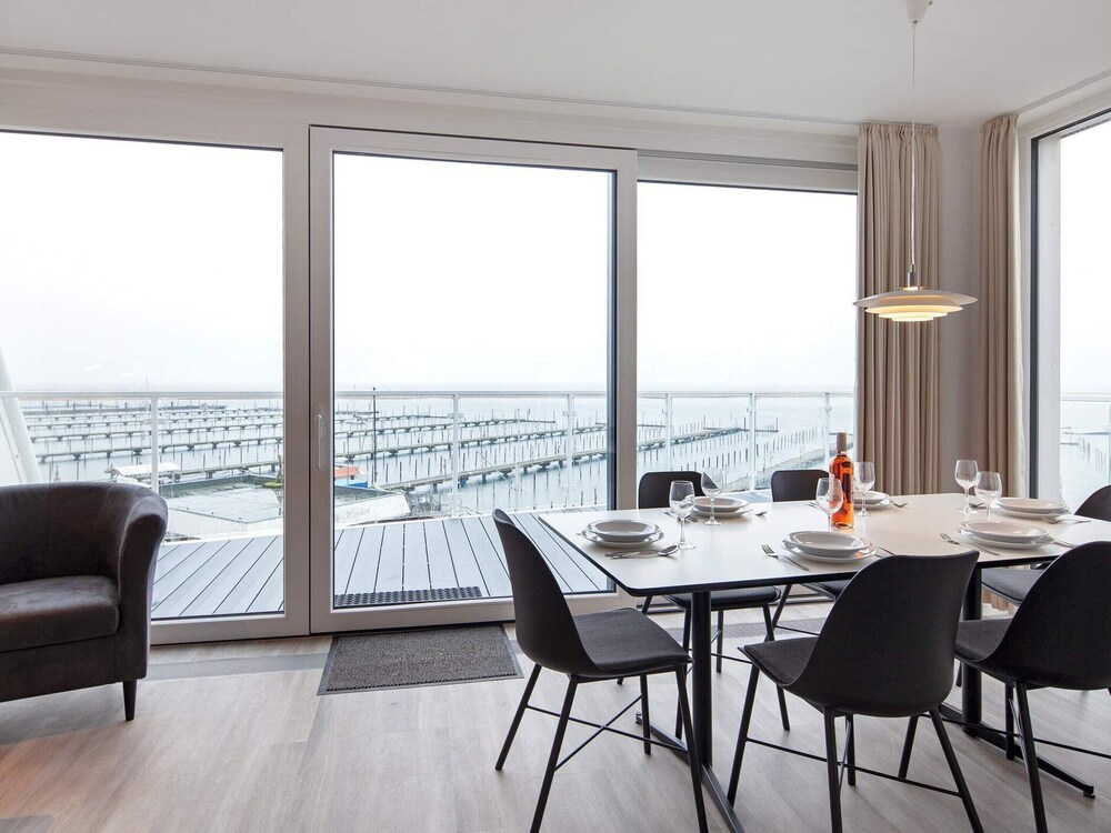 Balcony & Terrace
