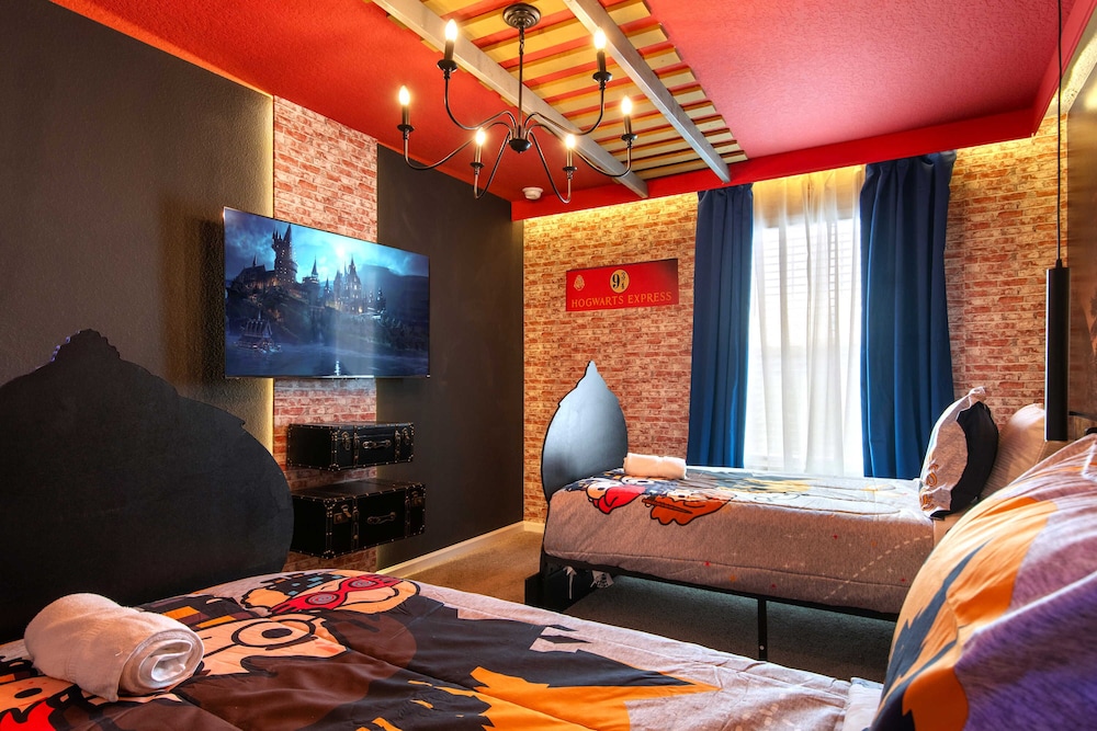 Luxe 9-bedroom Escape With Private Pool & Game Loft Solara Resort Near Disney
