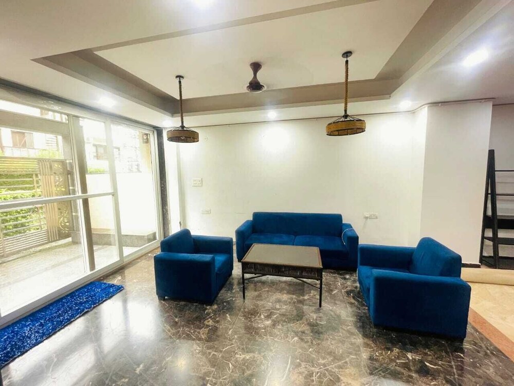 Opo Ministar Hotel