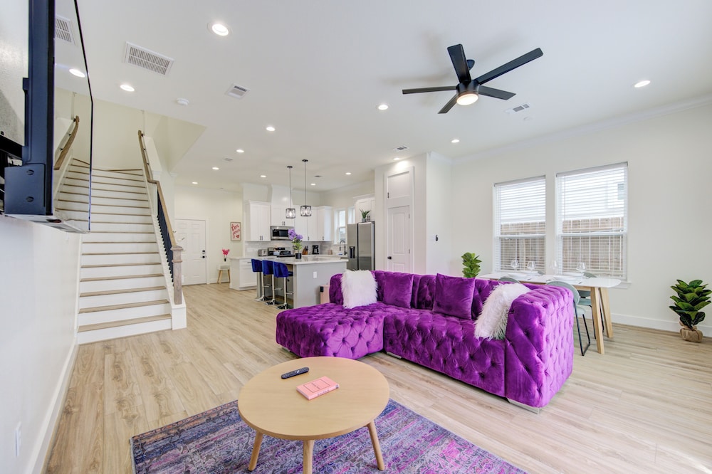 Prime EADO 4 BR Downtown Houston - Image 5