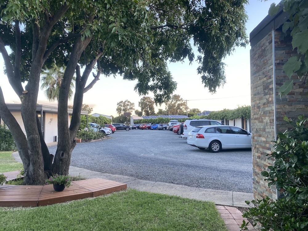 Cobram Colonial Motor Inn