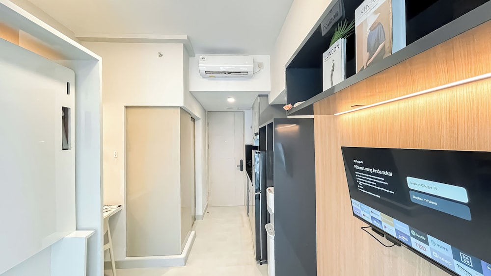 Tranquil And Modern Look Studio At Tokyo Riverside Pik 2 Apartment