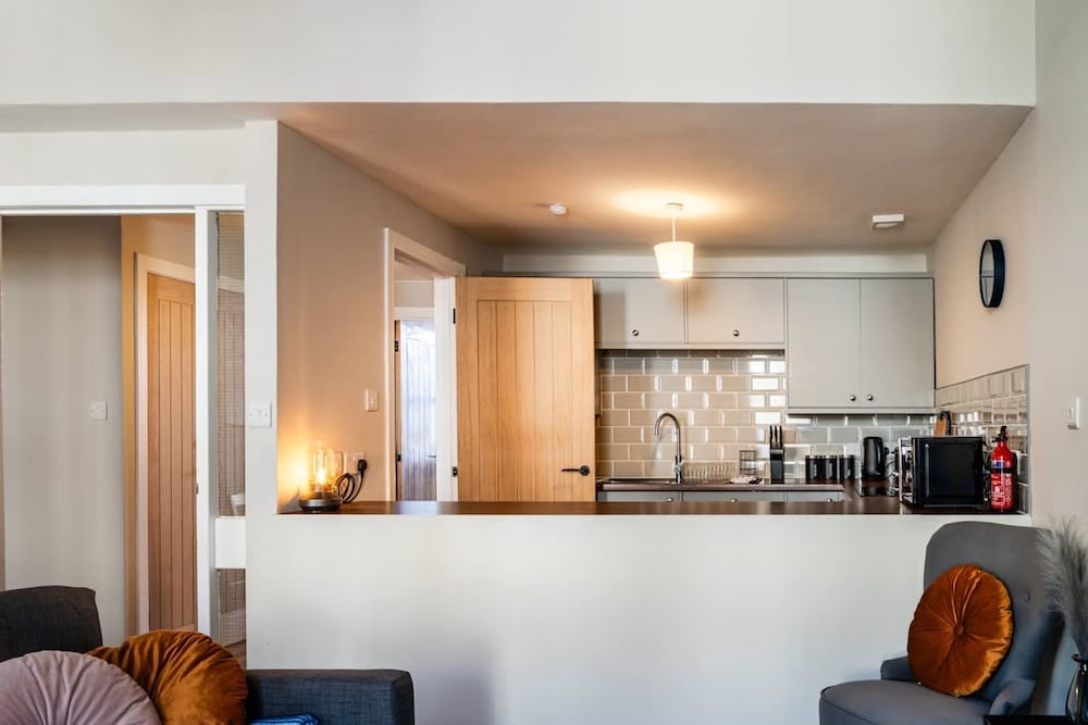 2 Bed Flat - Town Centre
