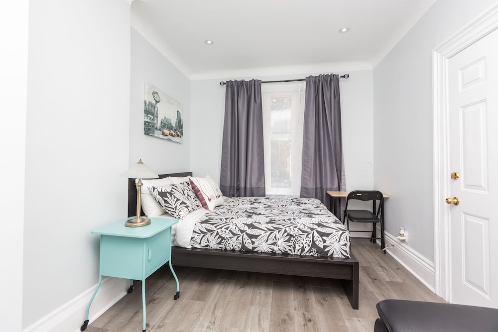 Applewood Suites - The CasaDupont - Image 3