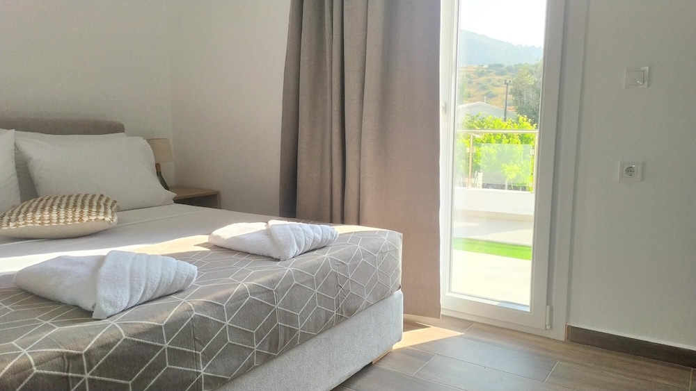 Samos Home Luxury Apartments photo 4