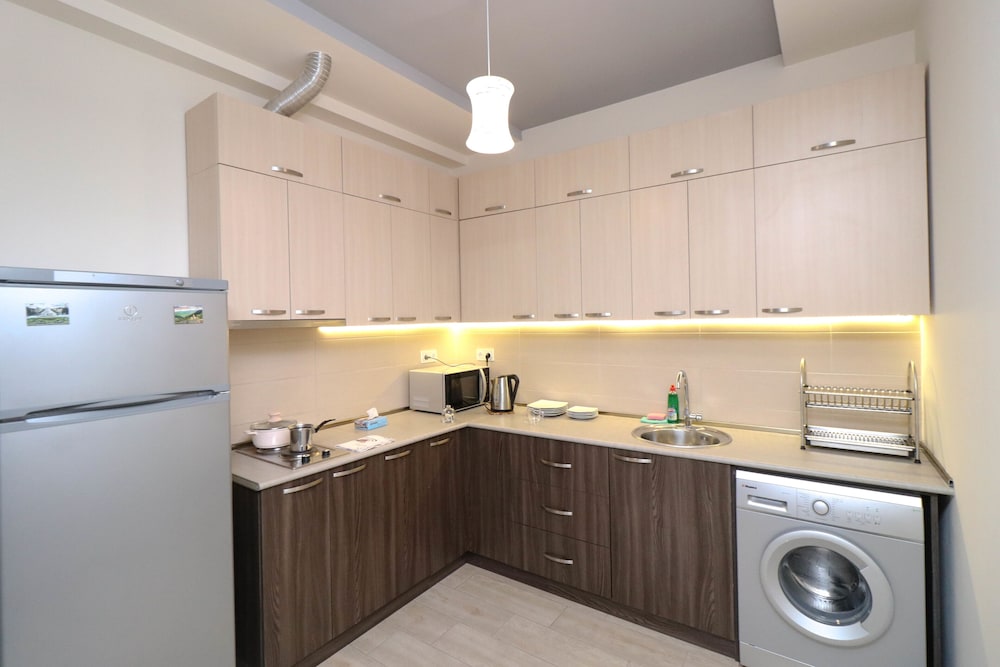 Stay Inn next to Dalma Mall