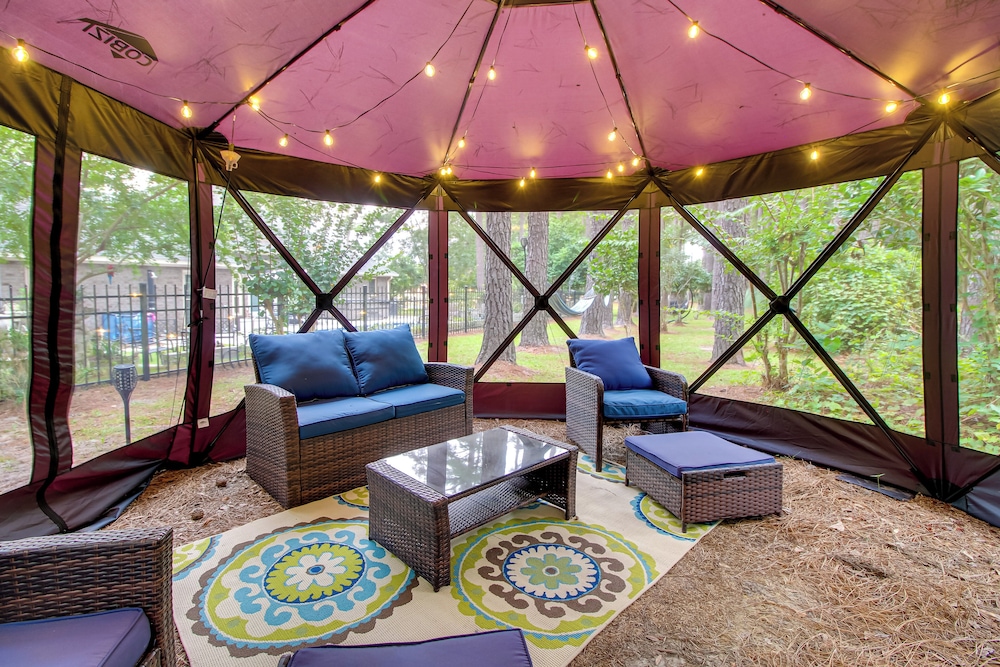 'georgia's Nature Retreat' on Old Mill Pond!