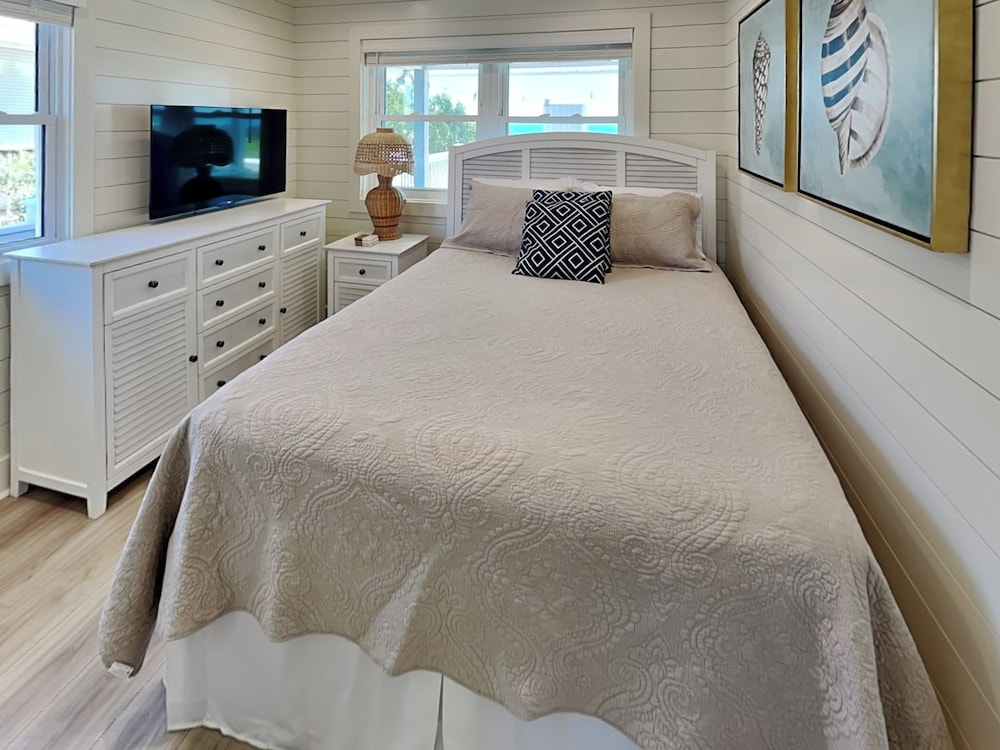 A Beach Pearle by Topsail Realty