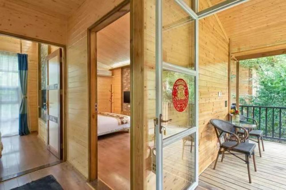 Hongdouchan Wooden House view 4