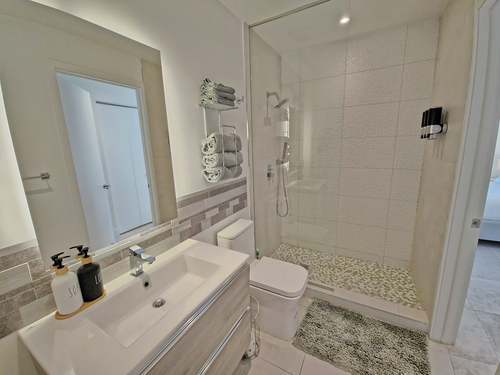 Smart Brickell Condos Free Parking by Cielo Stays