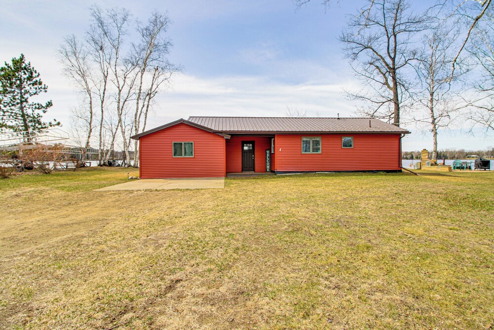 Boat Dock & Launch: Family Cabin on Prairie Lake!