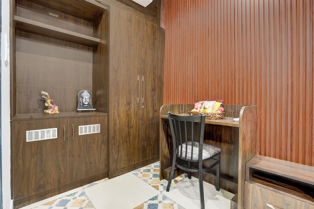 Alaya Stays Fortezza | Pet-friendly 6-BHK Farmhouse With Private Pool